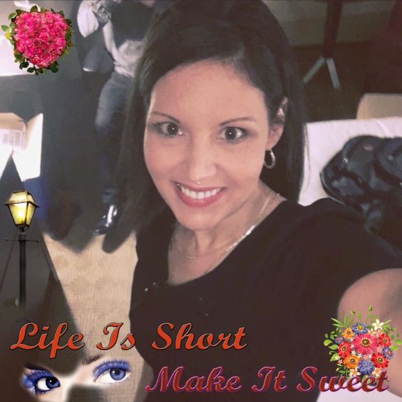 Meet your Posher, Cynthia - Picture 1 of 1